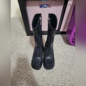 Delias platform boots
